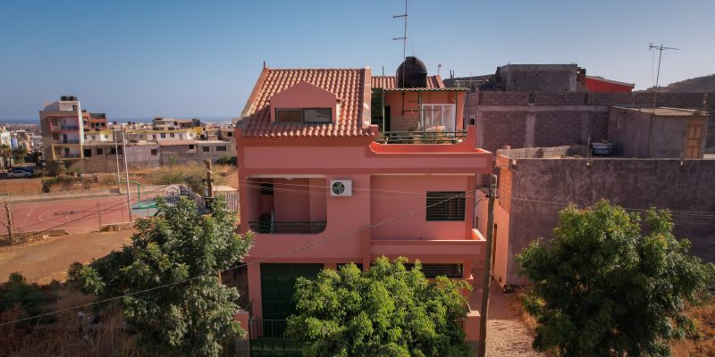Moradia Duplex T5 em Achada São Filipe