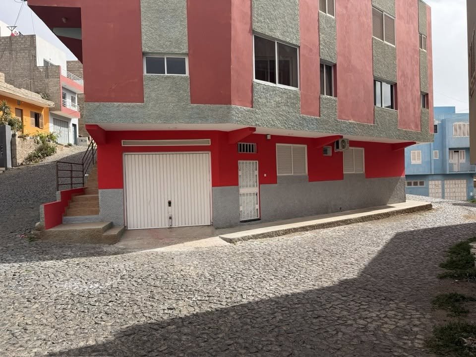 Apartamento T2 à venda, (Mindelo, Cabo Verde)